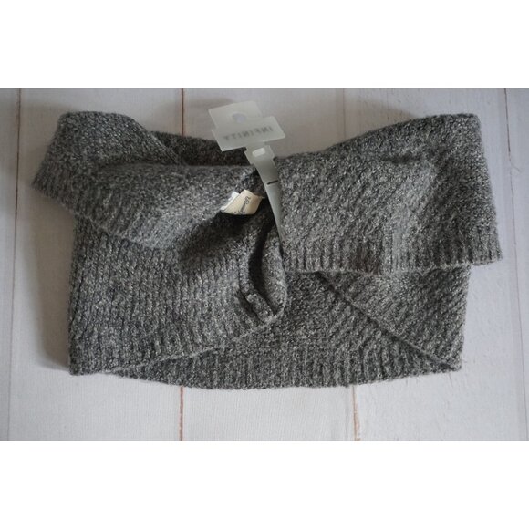 Universal Thread Women Gray Infinity Scarf – One Size NWT - Picture 5 of 8